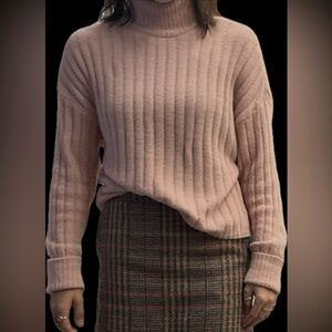Express Blush Ribbed Crew Neck Sweater